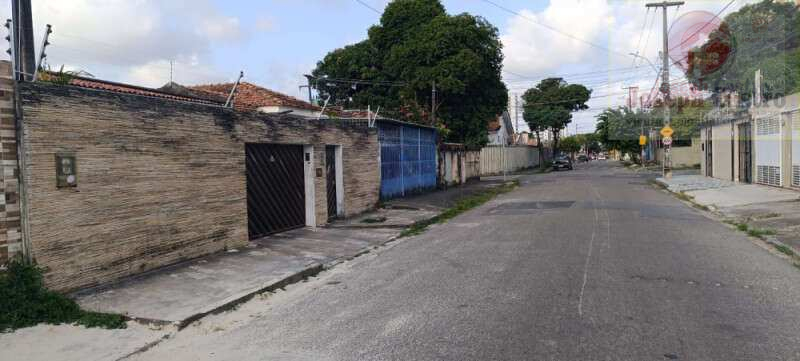 Casa à venda com 5 quartos - Campo Grande,Recife