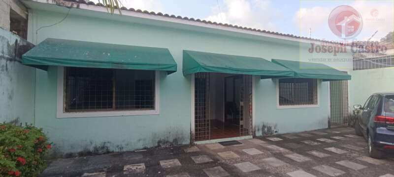 Casa à venda com 5 quartos - Campo Grande,Recife