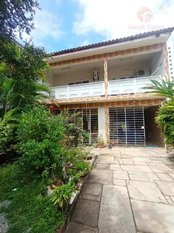 Casa à venda com 5 quartos - Torre,Recife